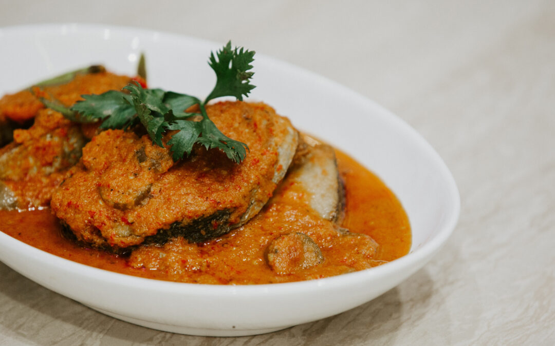 Rui (Rohu) Fish Curry